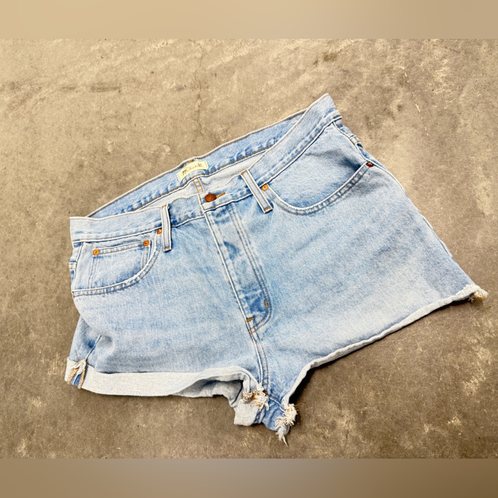 Madewell relaxed denim jean shorts 31